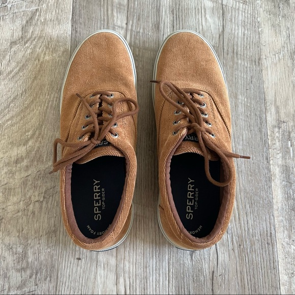 Sperry Halyard CVO Corduroy Sneaker - Picture 3 of 8